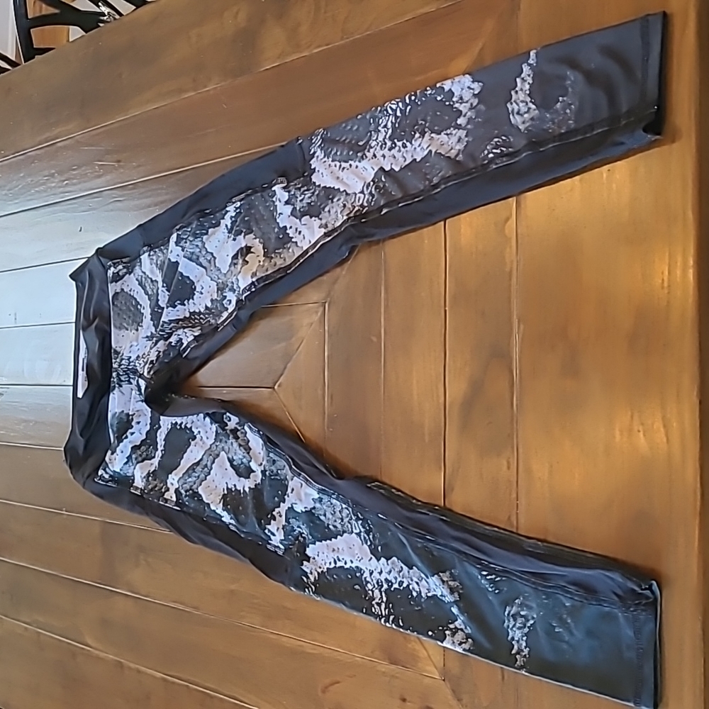 Arthletic snakeskin tights with mesh inserts size small
